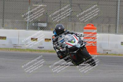 media/Oct-15-2022-Fastrack Riders (Sat) [[9a18b22502]]/Level3/Turn 9 1115am/